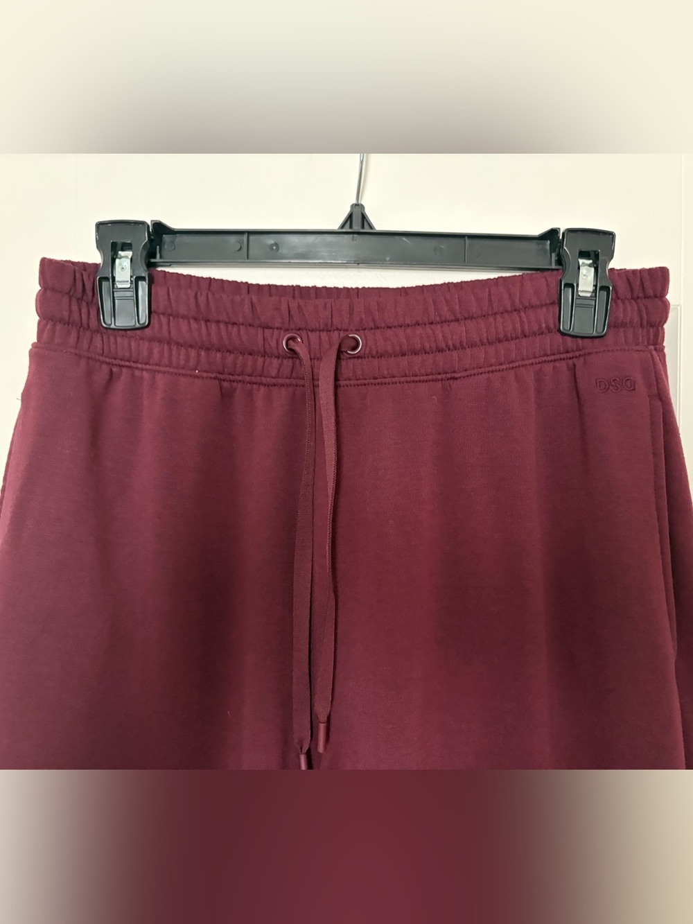 Women’s DSG Wide-Leg Drawstring Pants in Burgundy Size Small - Picture 2 of 4